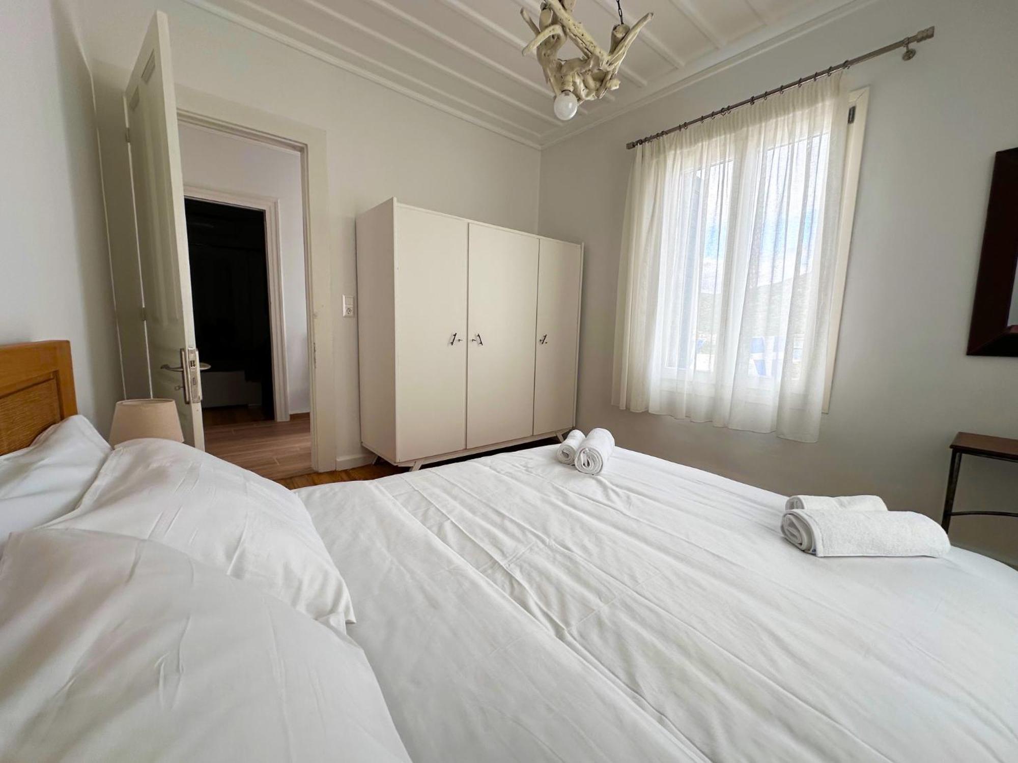 Andy Port House With Seaview By Goutos Appartement Hermione